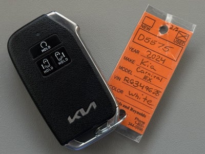 2024 Kia Carnival EX FWD