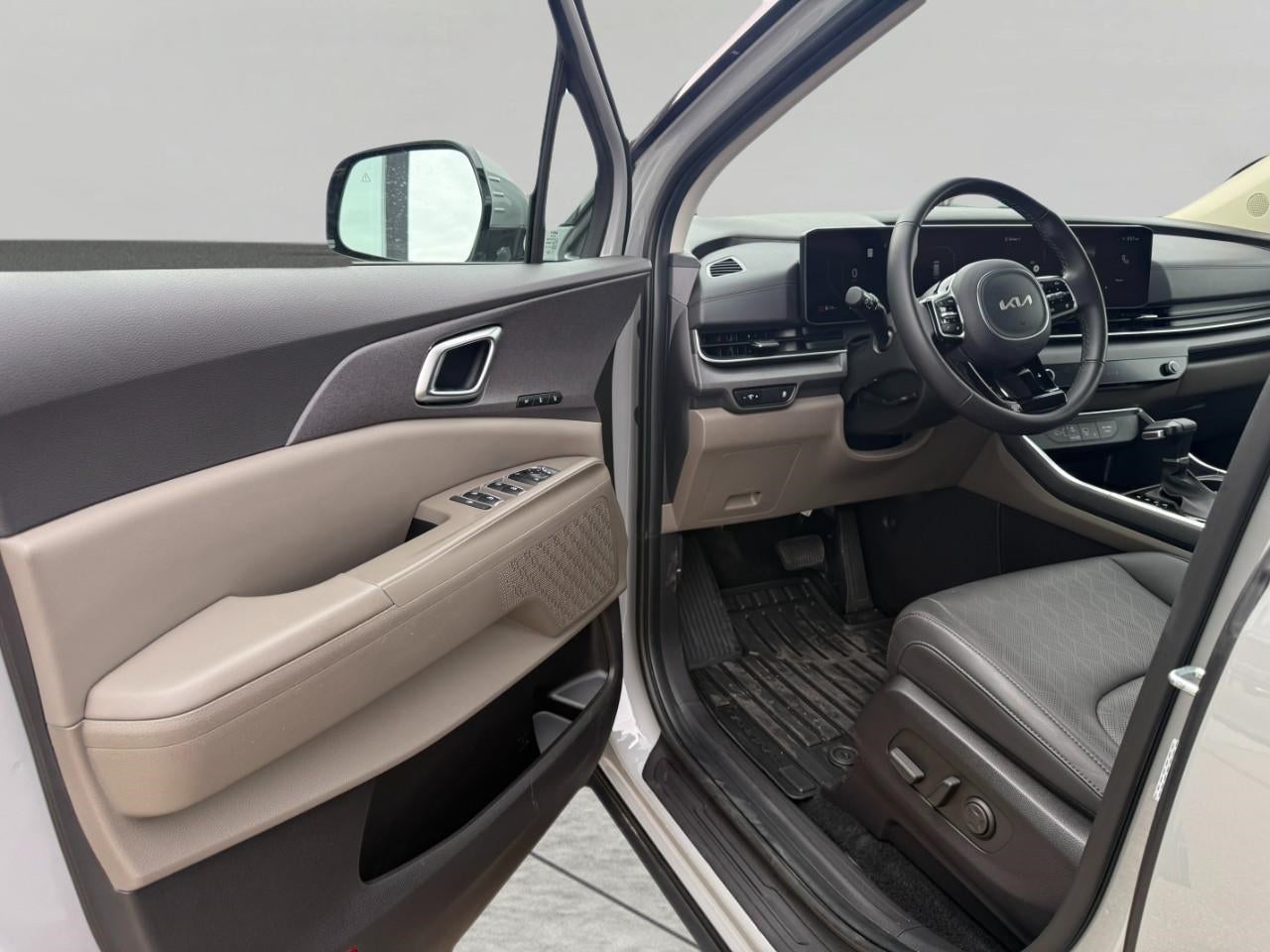 2026 Kia Carnival SX FWD