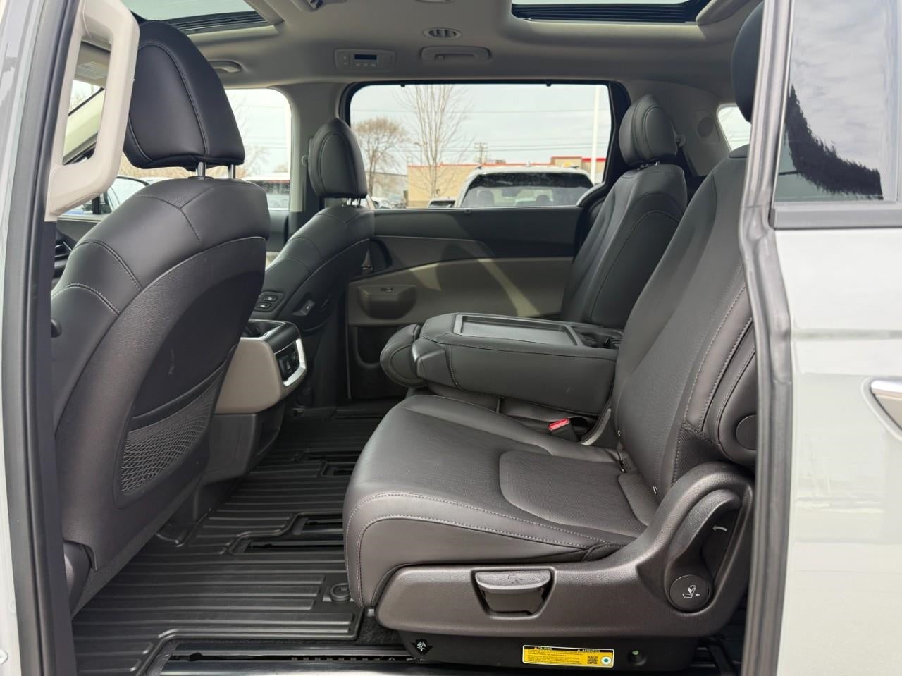 2026 Kia Carnival SX FWD