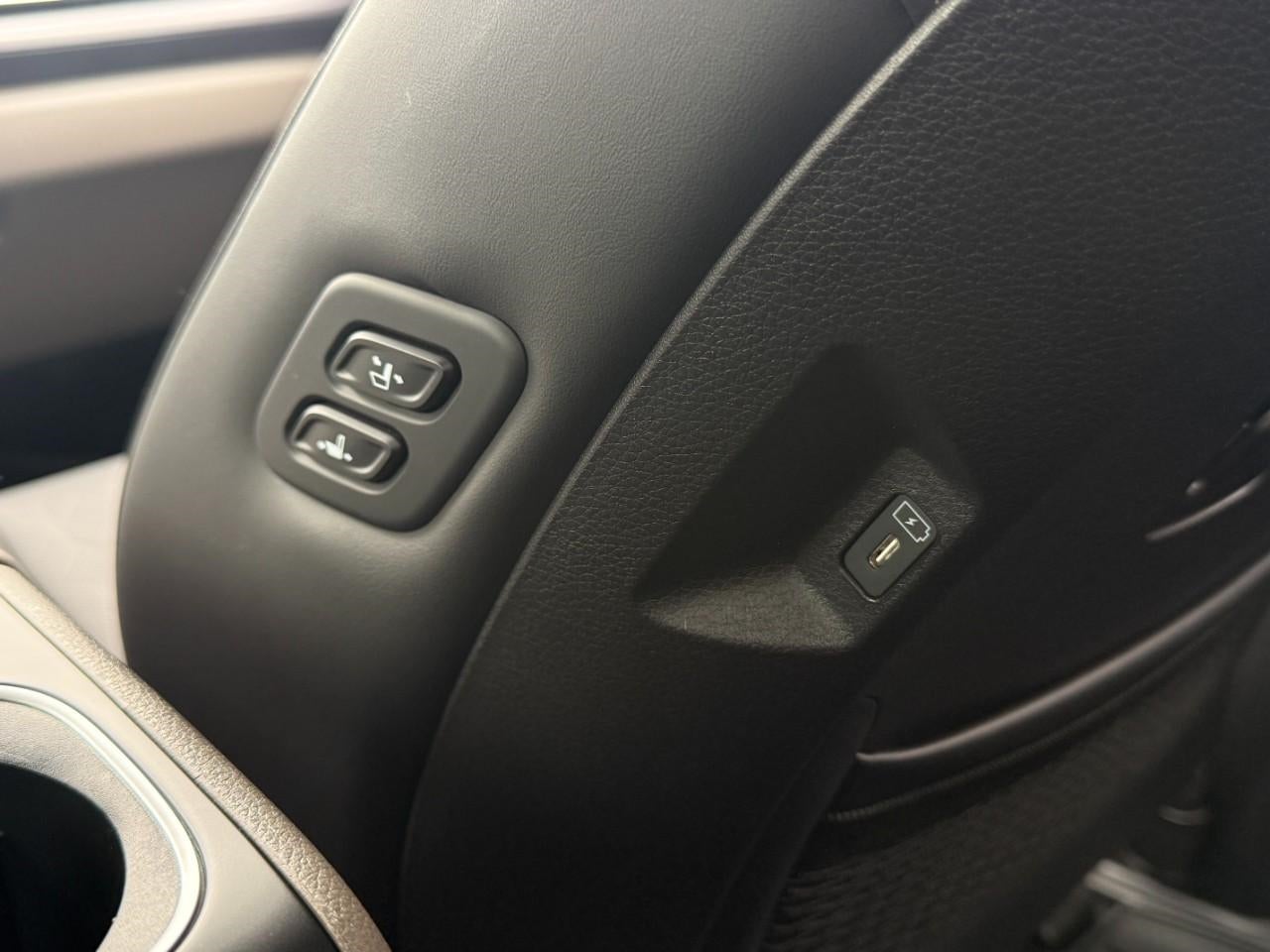 2026 Kia Carnival SX FWD