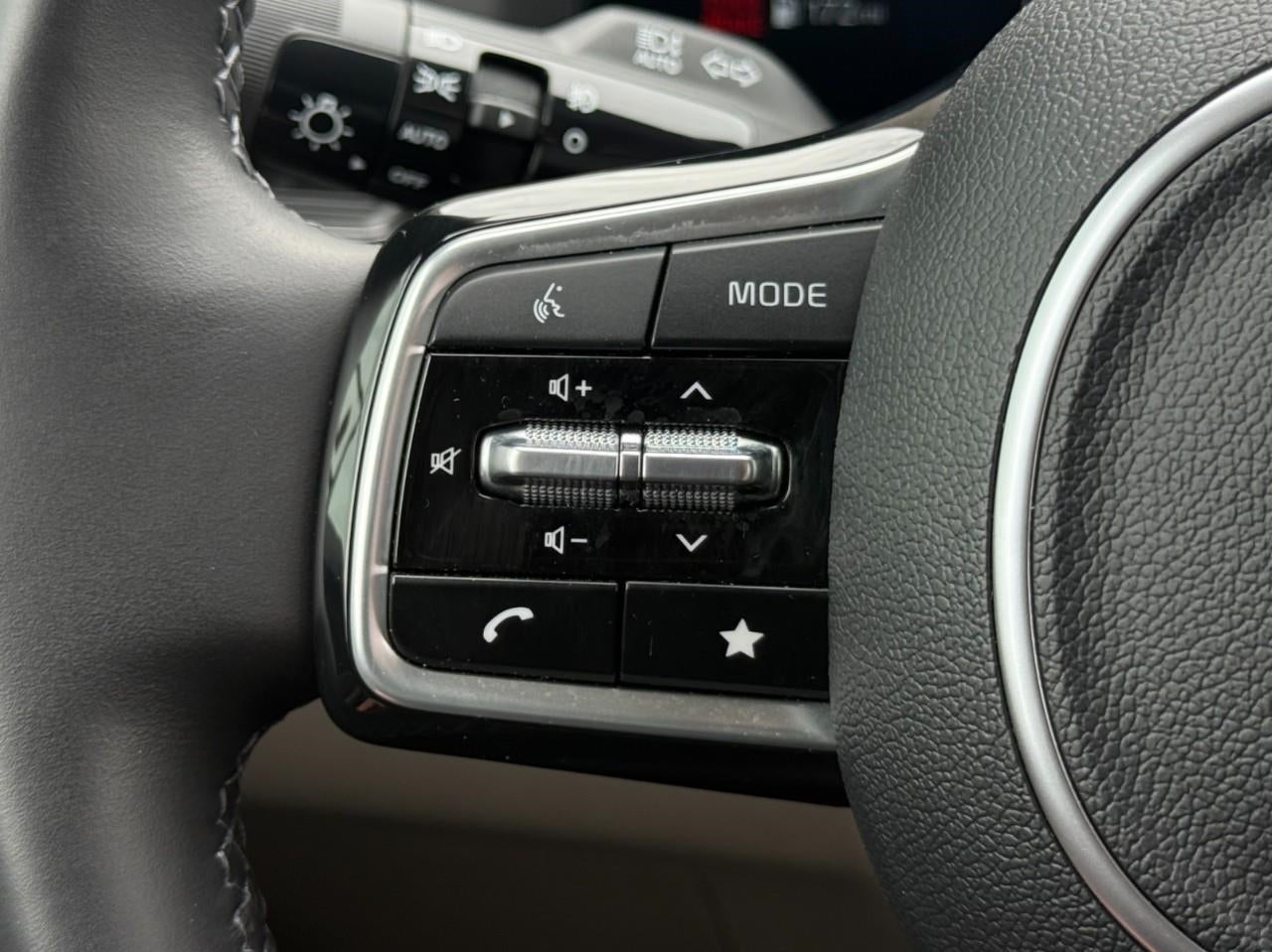 2026 Kia Carnival SX FWD