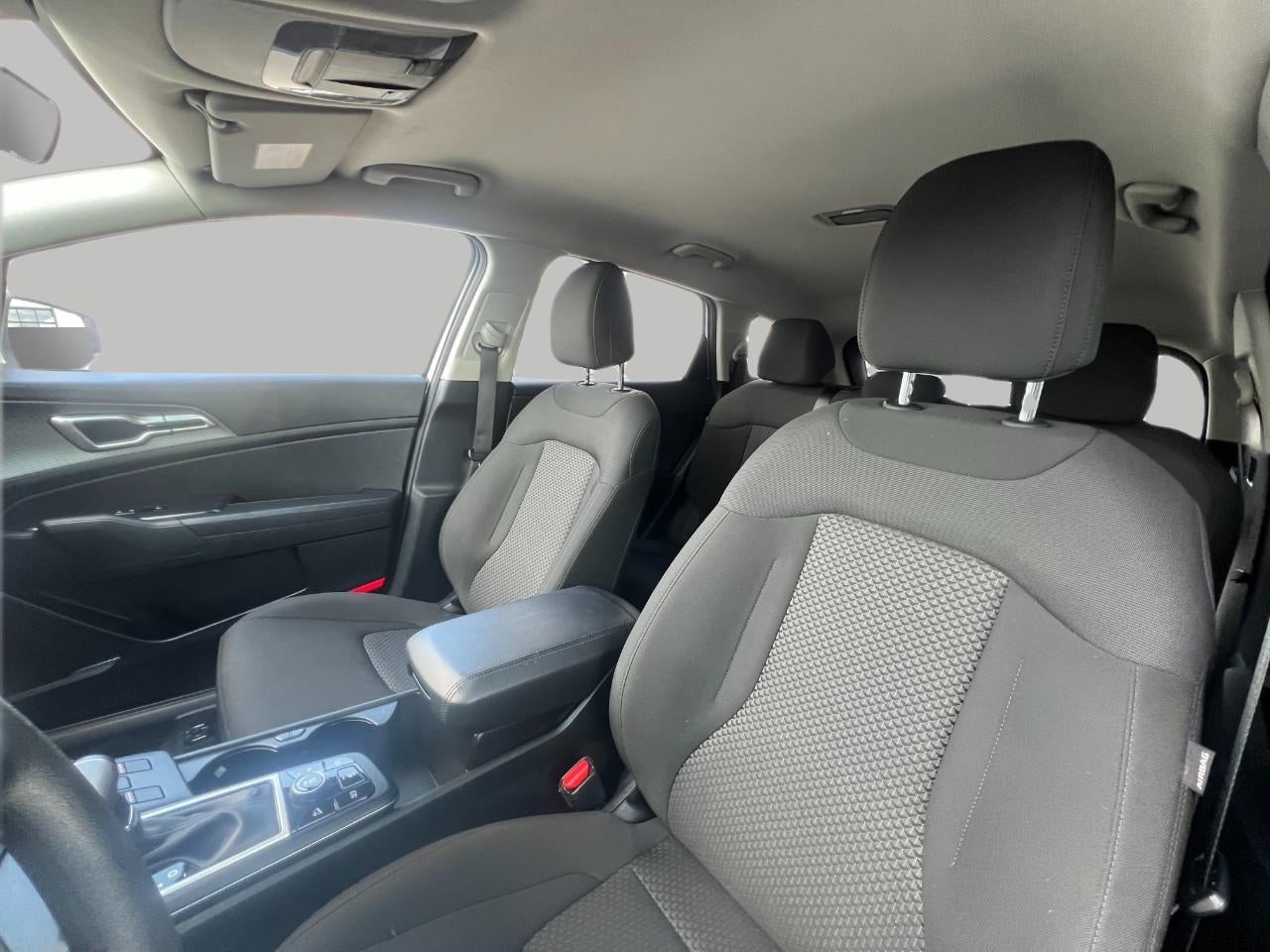 2025 Kia Sportage LX AWD