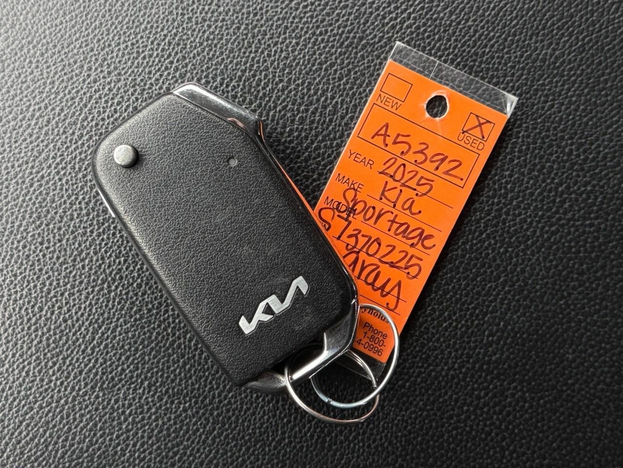 2025 Kia Sportage LX