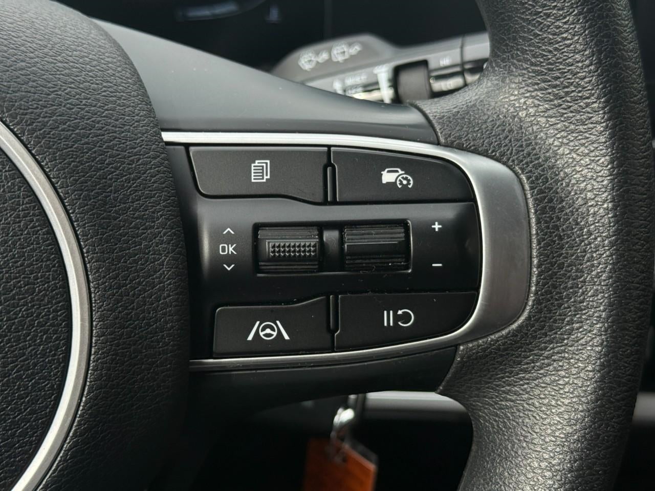 2025 Kia Sportage LX AWD
