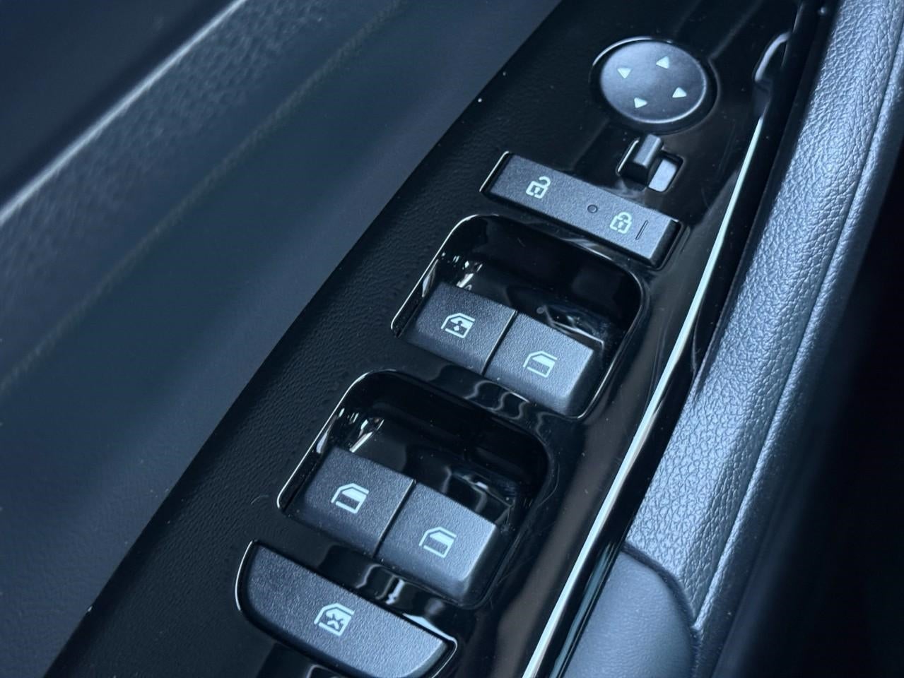 2023 Kia Sportage Hybrid EX AWD