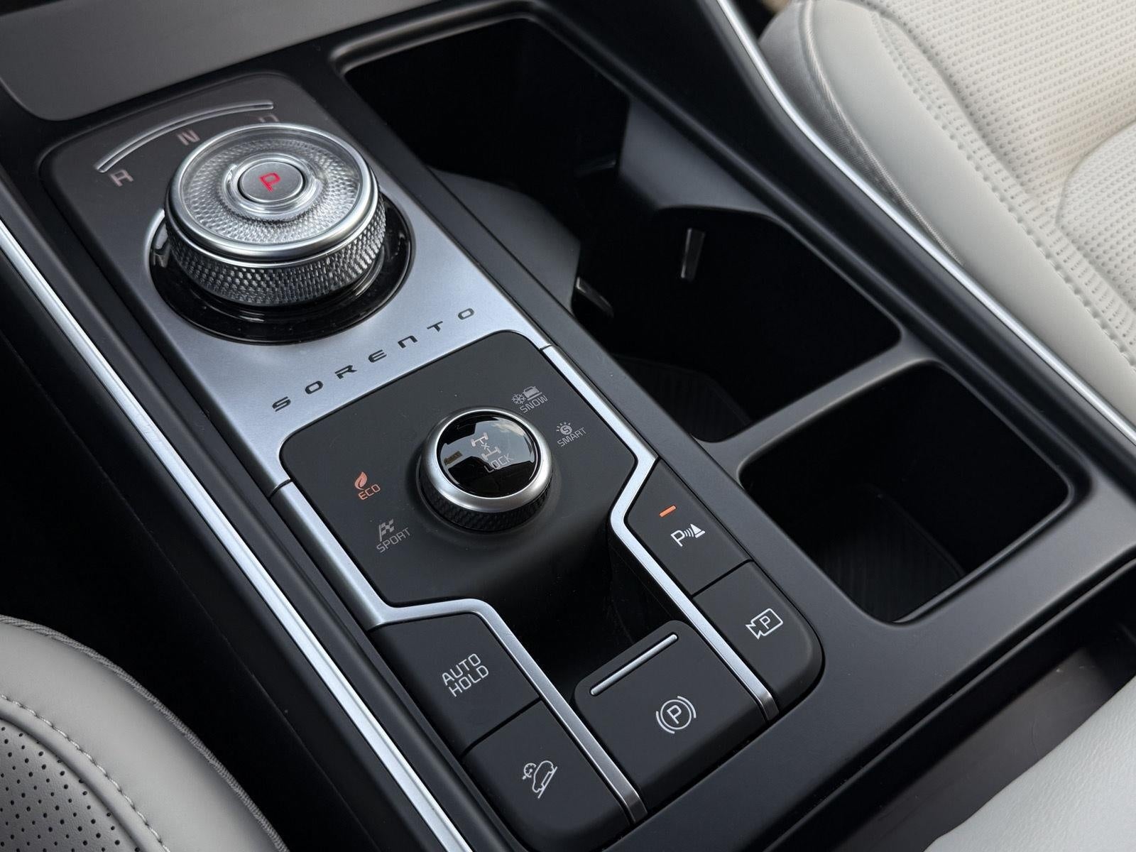 2025 Kia Sorento Hybrid EX AWD