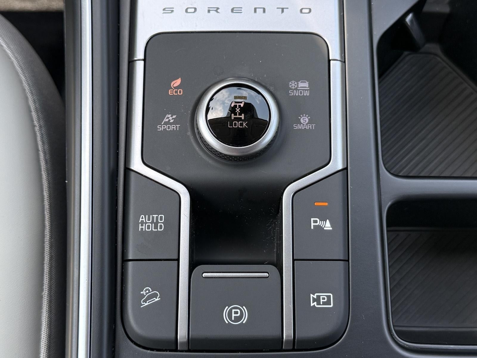 2025 Kia Sorento Hybrid EX AWD