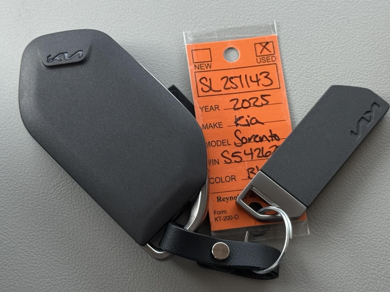 2025 Kia Sorento Hybrid EX AWD