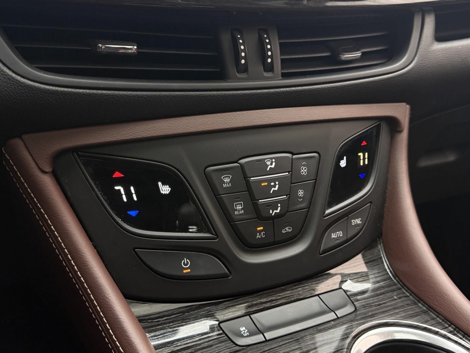 2017 Buick Envision FWD 4dr Essence