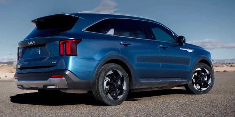 2025 Kia Sorento Hybrid side